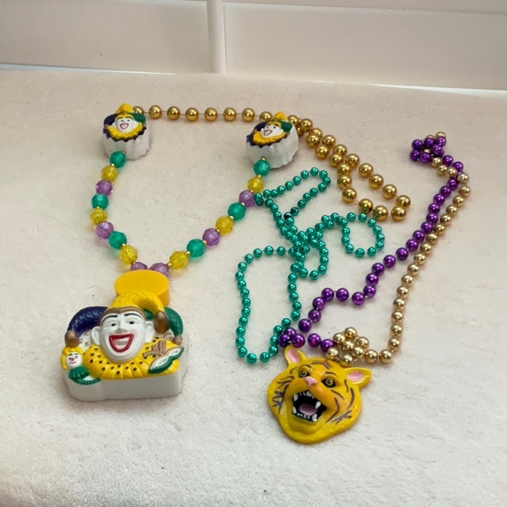 Mardi Gras Necklace’s